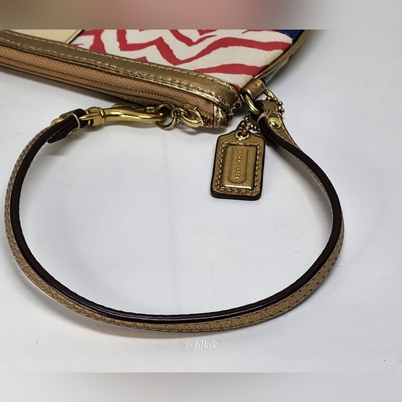 Coach Patchwork Leather/Fabric Wristlet *Multi/Gold* EUC - Picture 7 of 11